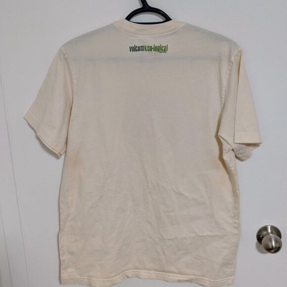 Mens Large Volcom Shirt - Picture 3 of 3